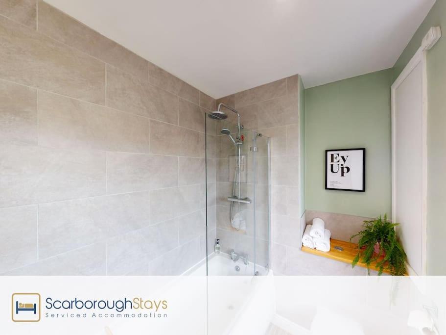 Scarborough Stays - Norwood House Buitenkant foto